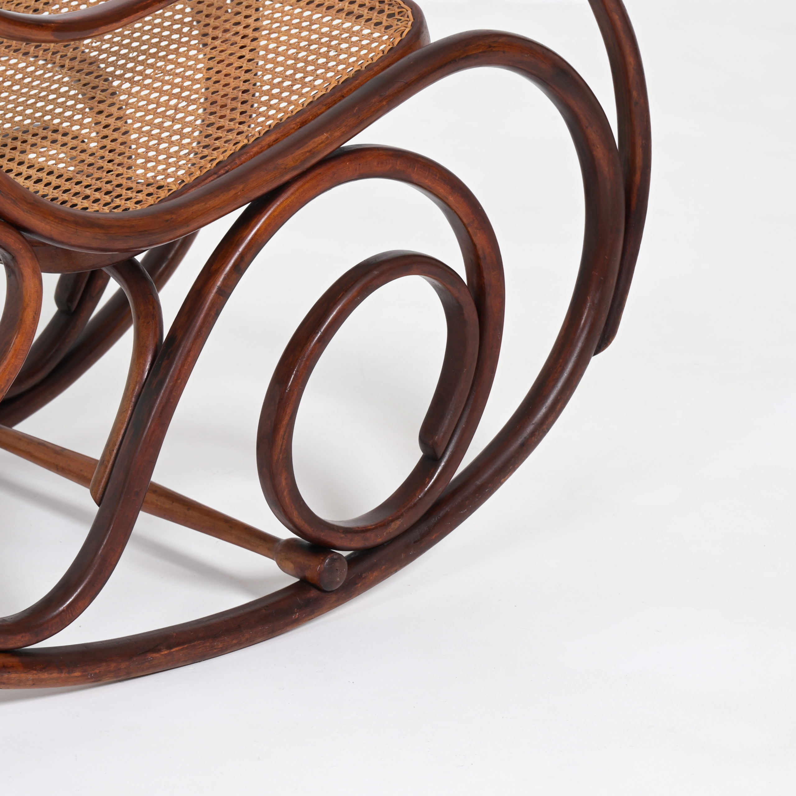 Rocking Chair By Michael Thonet For Thonet Vintage Design Point