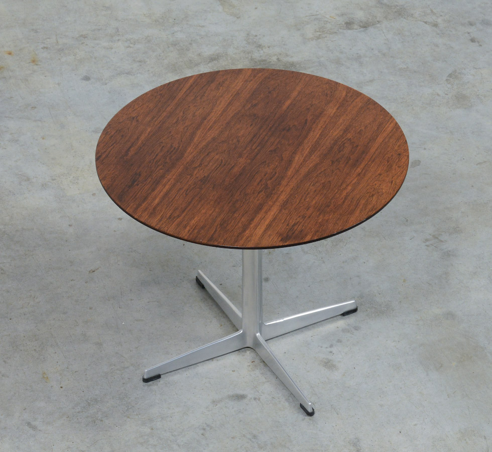 Rosewood side table by Arne Jacobsen for Fritz Hansen Vintage