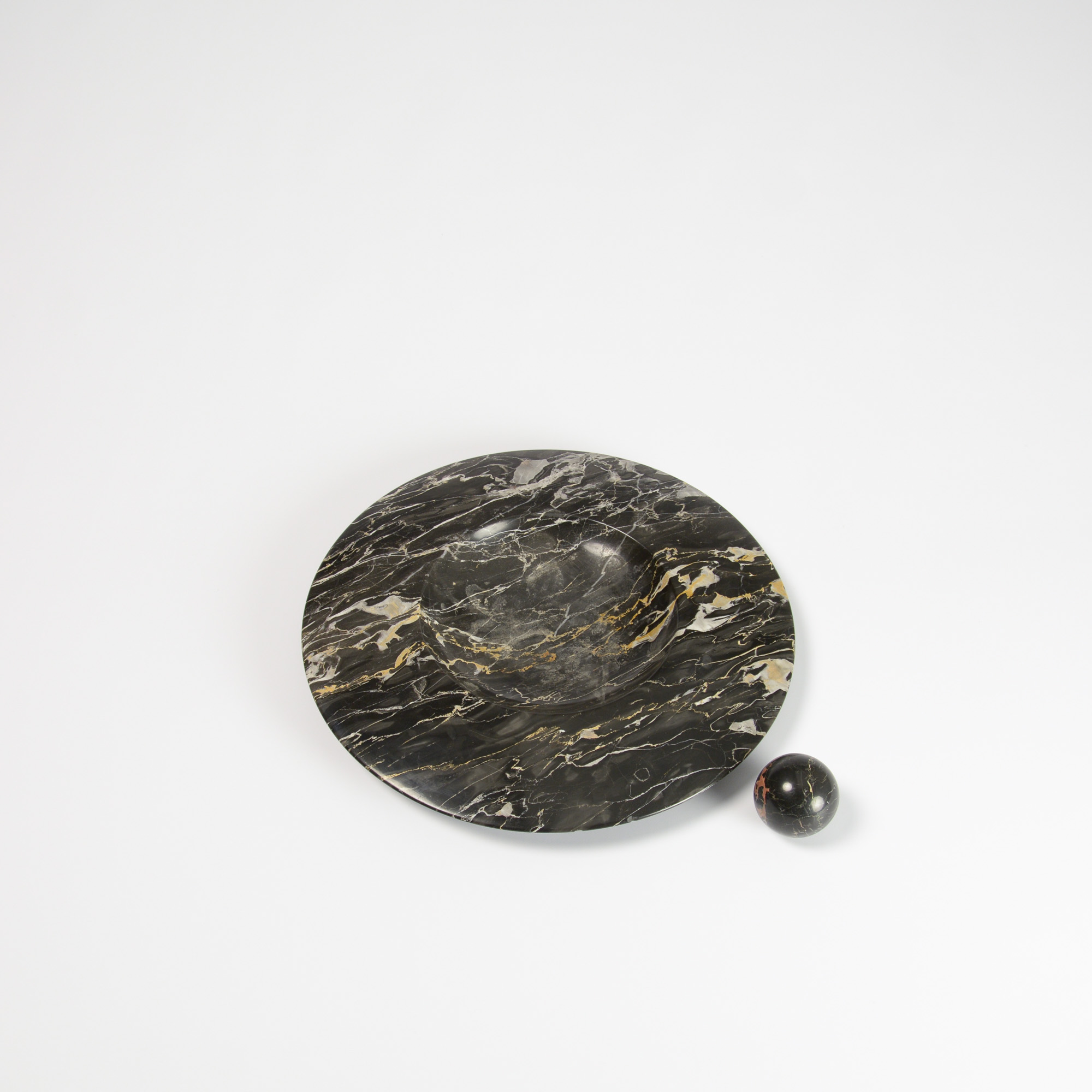 Mid-Century Black Marble Ashtray with Ball - Vintage Design Point