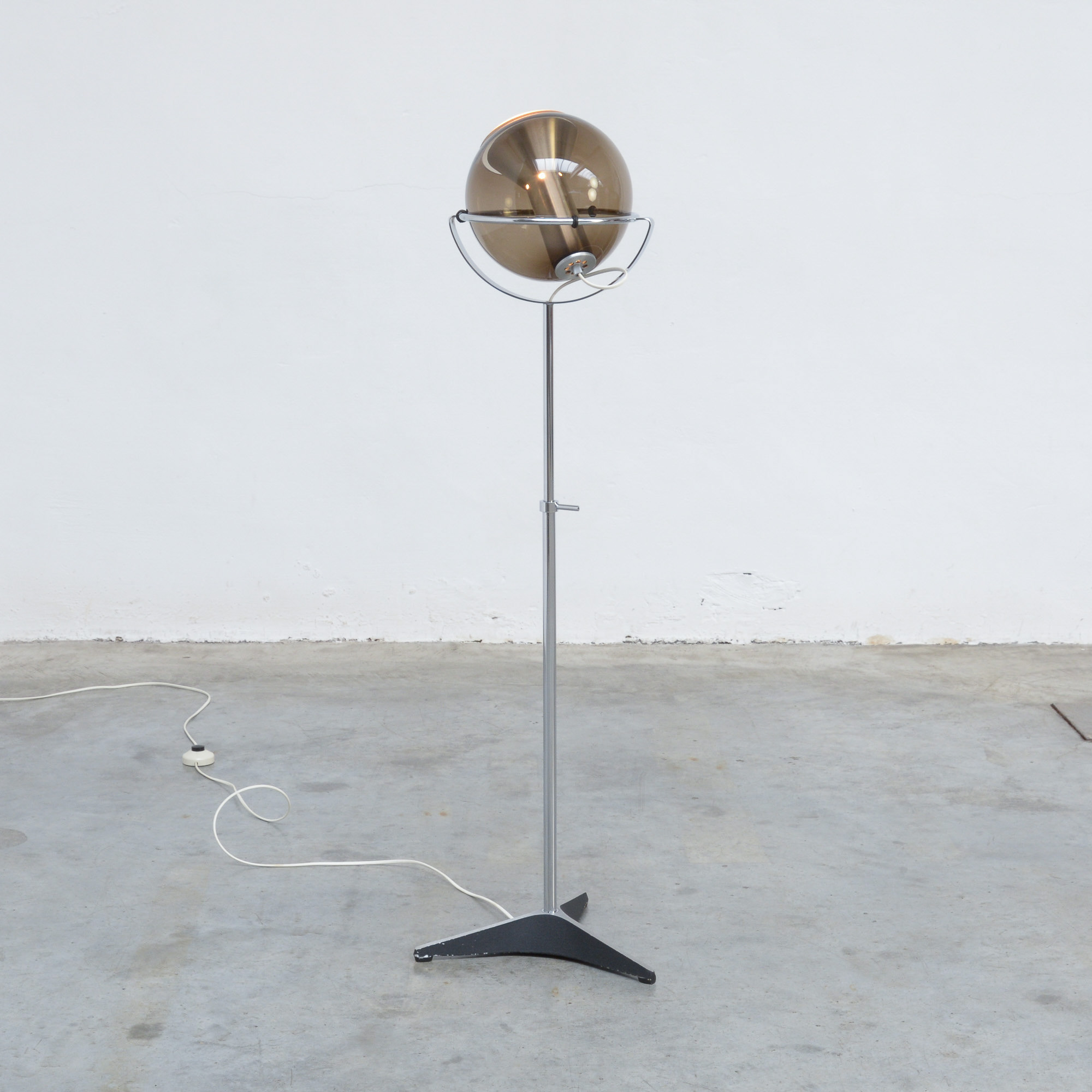 Globe Floor Lamp by Frank Ligtelijn for Raak Amsterdam - Vintage Design ...