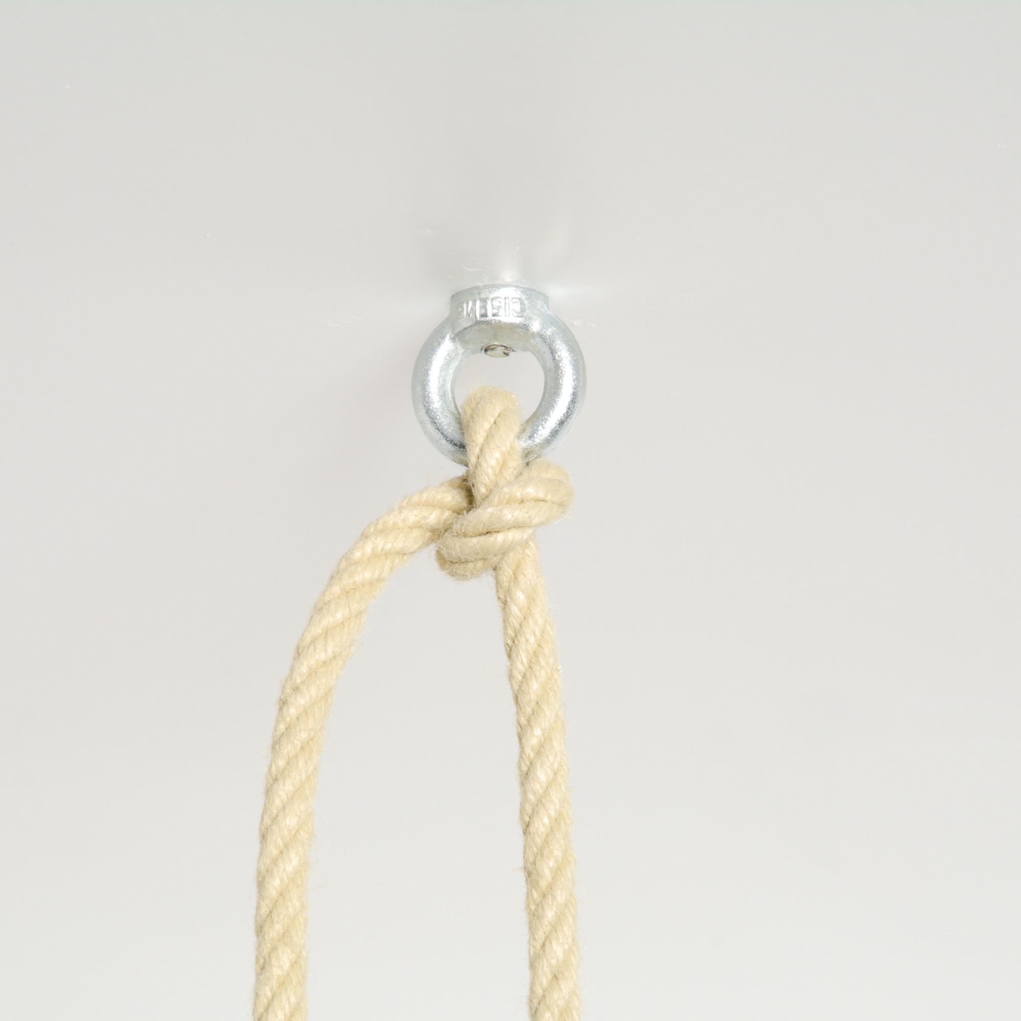 Hanger .01 by Lennart Van Uffelen en Oskar Vermeylen - Vintage Design Point