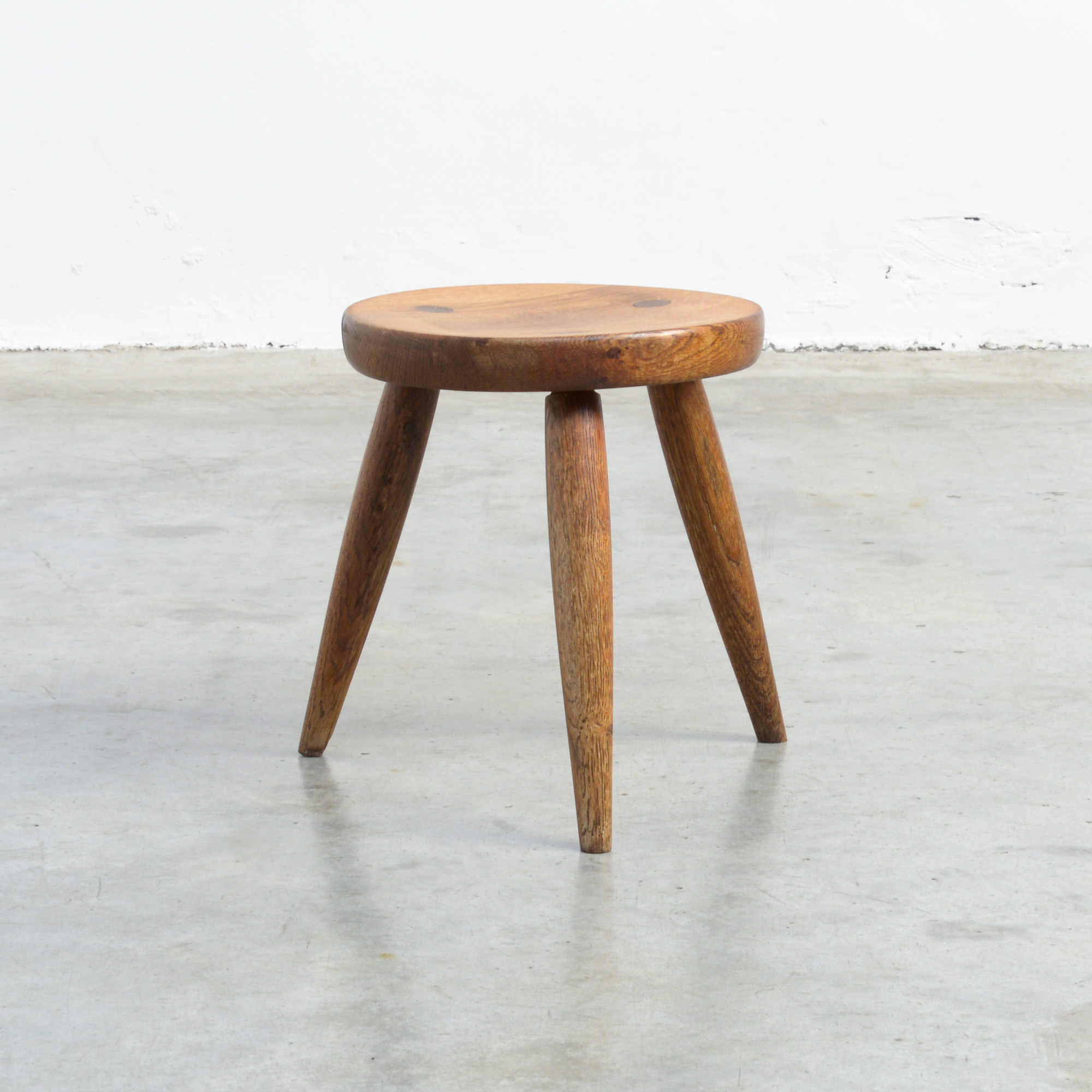 Mid Century Wooden Stool Vintage Design Point   Wooden Stool 9182 