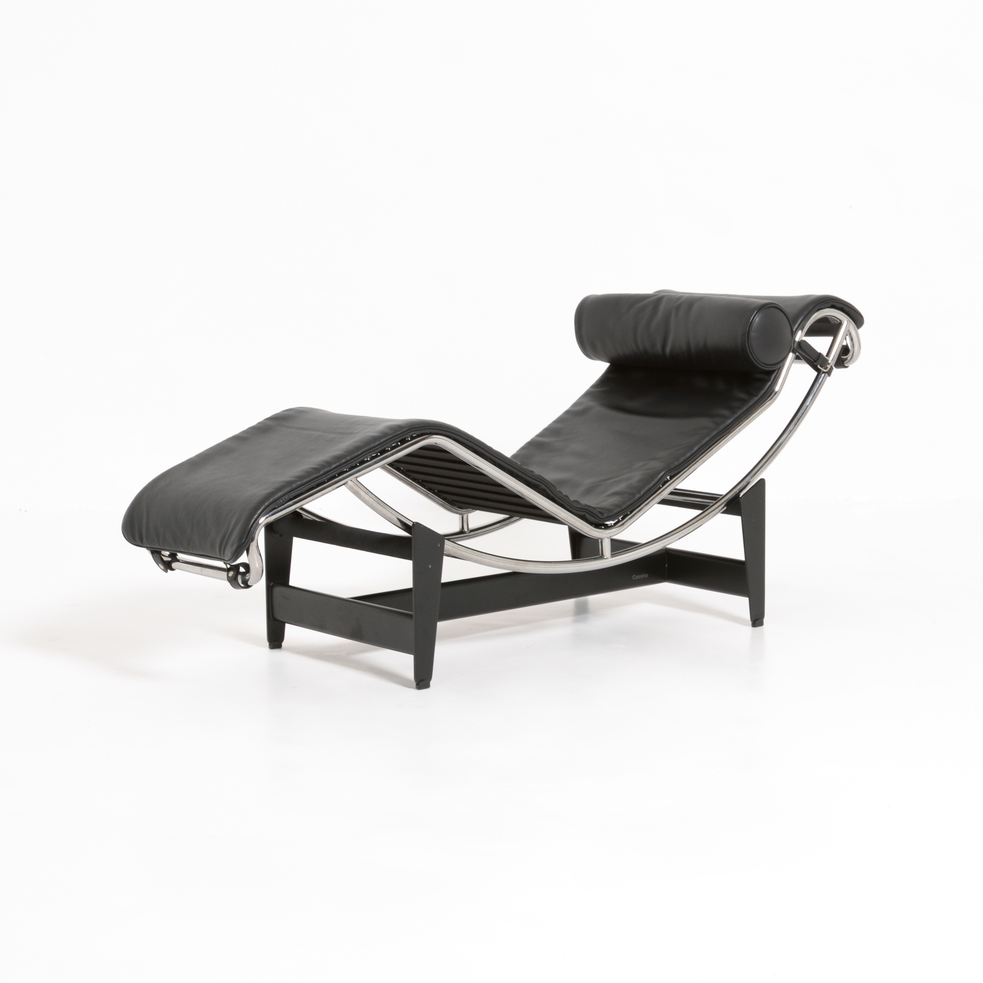 LC4 Lounge Chair by Le Corbusier, Jeanneret et Perriand for Cassina ...